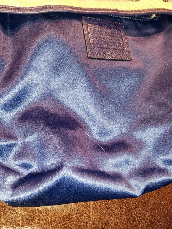 Coach - Picture 11 of 15